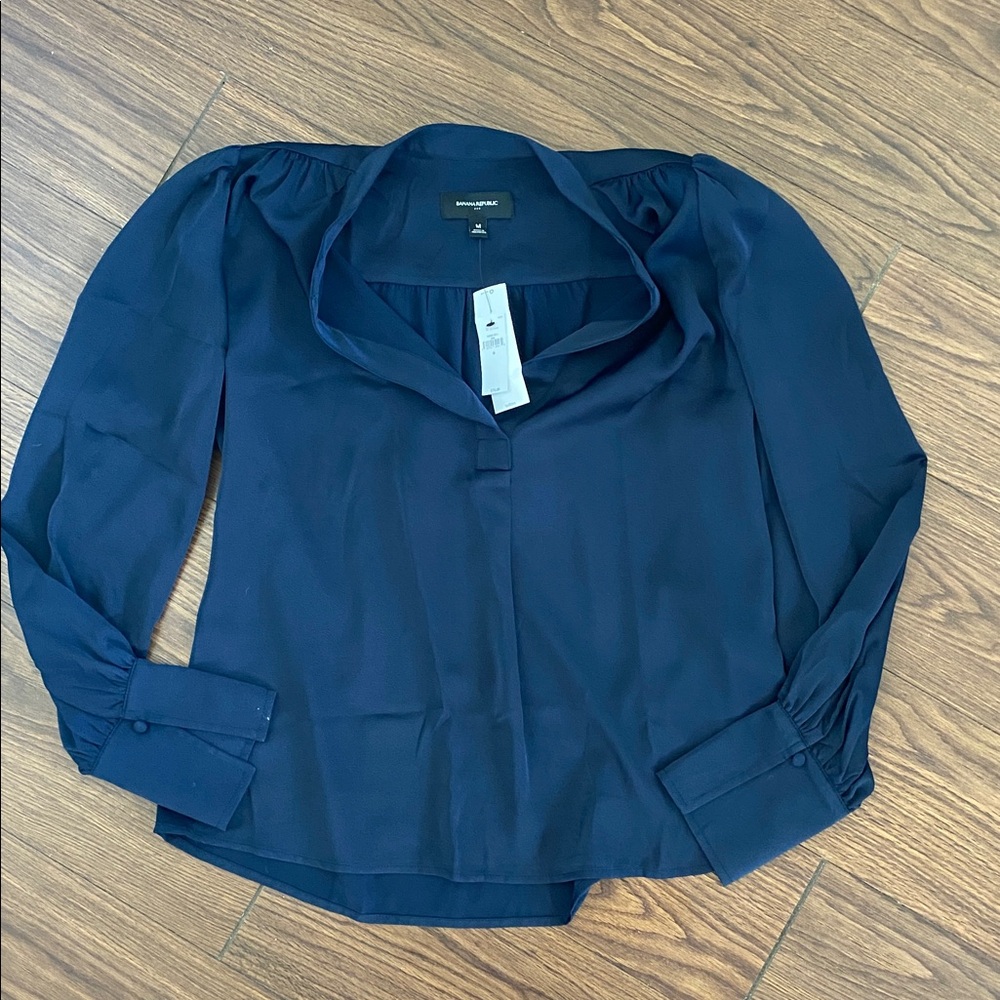 Medium Banana Republic Navy Long Sleeve Blouse